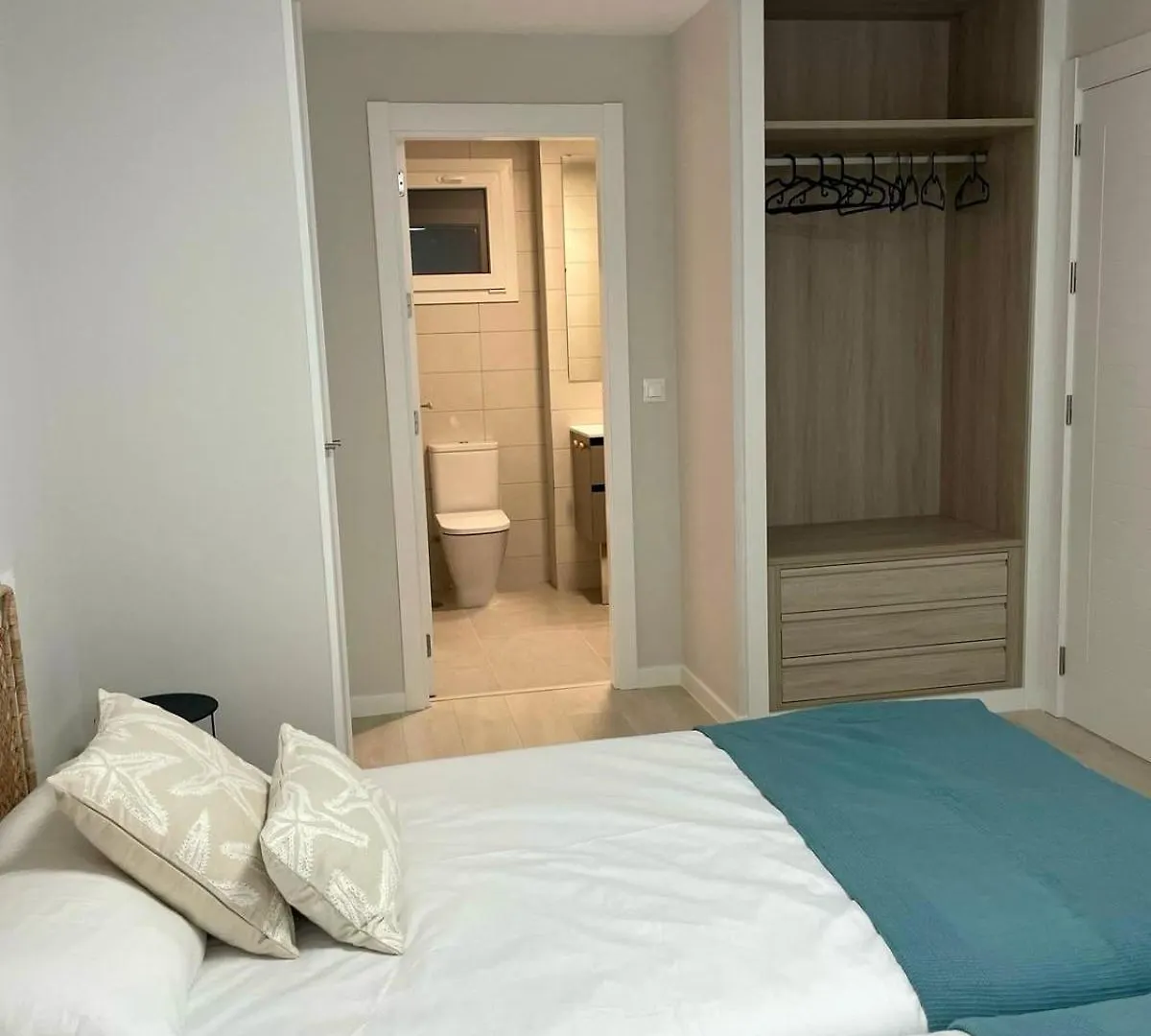 Residencial Los Camaleones - Isla Canela Apartment